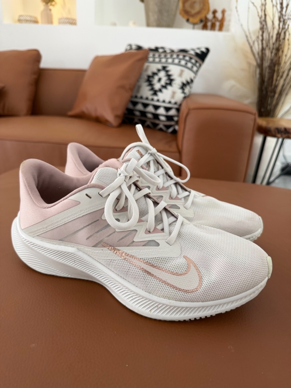 Nike Running Sneakers Pink White Rose Gold Women’s Size 9.5 (EU 41)